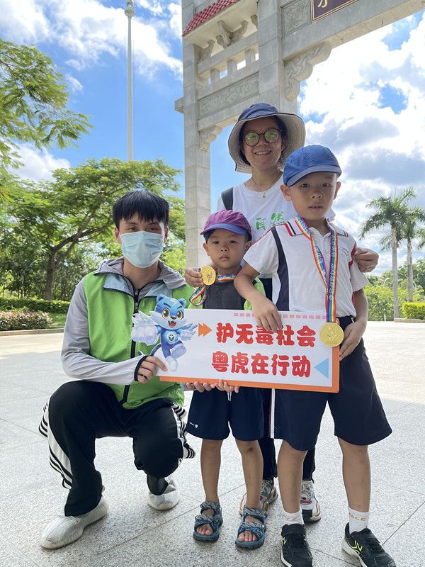 三鄉(xiāng)鎮(zhèn)開展“禁毒不停歇，人生不‘毒’行”宣傳活動照片4.jpg