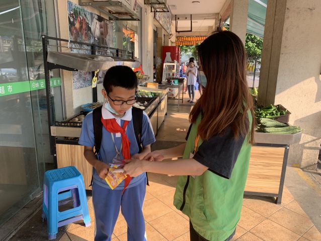 三鄉(xiāng)鎮(zhèn)開展“守護校園安全，護學禁毒兩不誤”宣傳活動三鄉(xiāng)鎮(zhèn)開展“守護校園安全，護學禁毒兩不誤”宣傳活動