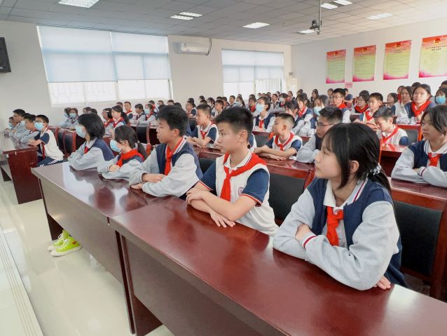 三鄉(xiāng)鎮(zhèn)開展“上好開學第一課，師生共筑‘防毒墻’”活動圖片1.JPG